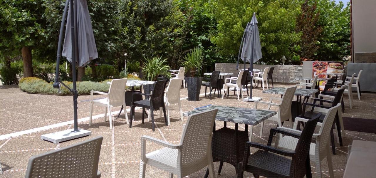 Hotel Relais Ras El Maa Ifrane  Eksteriør billede