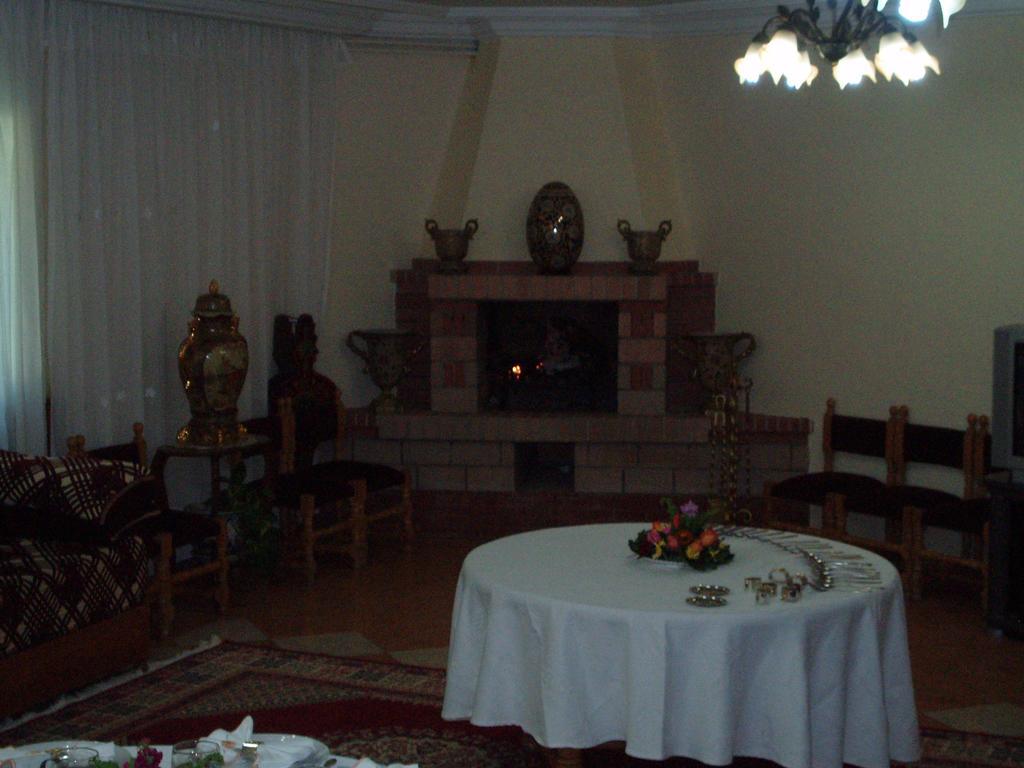 Hotel Relais Ras El Maa Ifrane  Eksteriør billede
